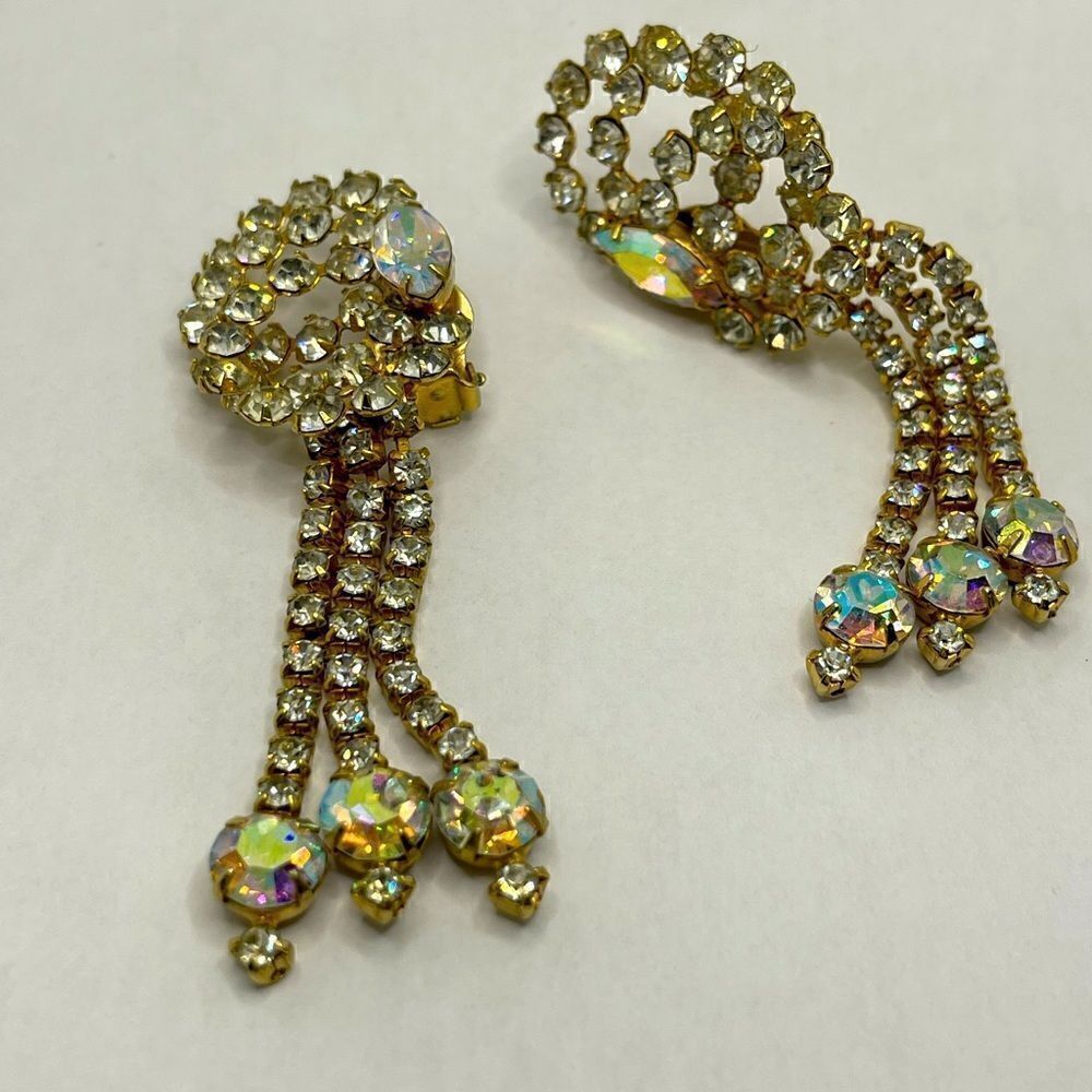 Vintage clip ons earrings aurora borealis